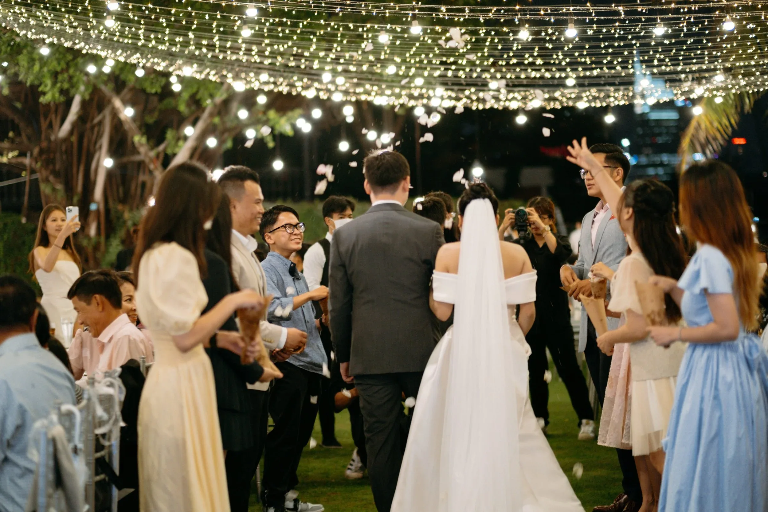 Phuong & Huy, Wedding Day in Saigon — Pham Si Luan Photography (122)