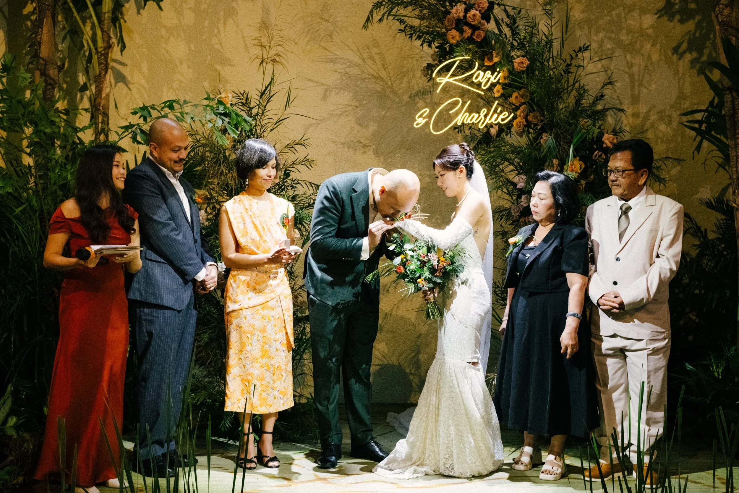 Razi & Charlie, Wedding Ceremony in Sài Gòn — Pham Si Luan Photography (100)