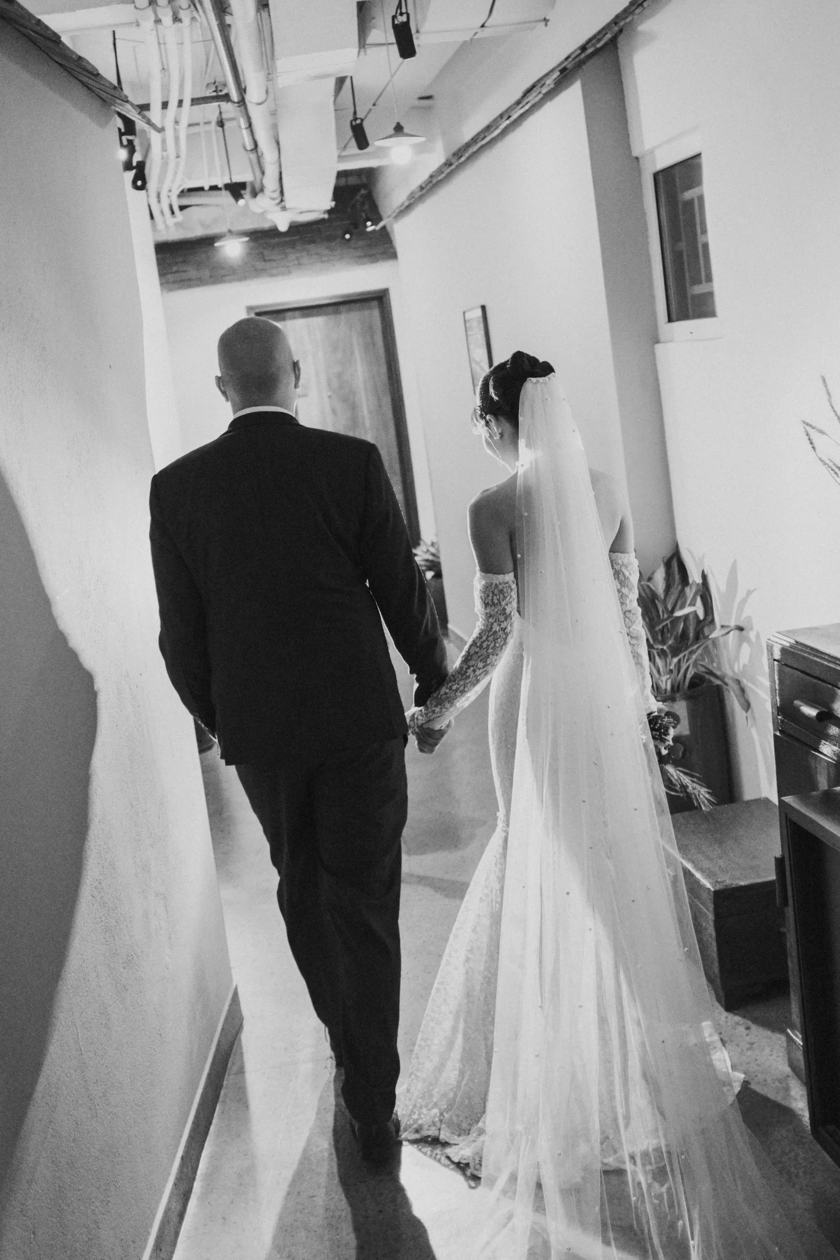 Razi & Charlie, Wedding Ceremony in Sài Gòn — Pham Si Luan Photography (118)