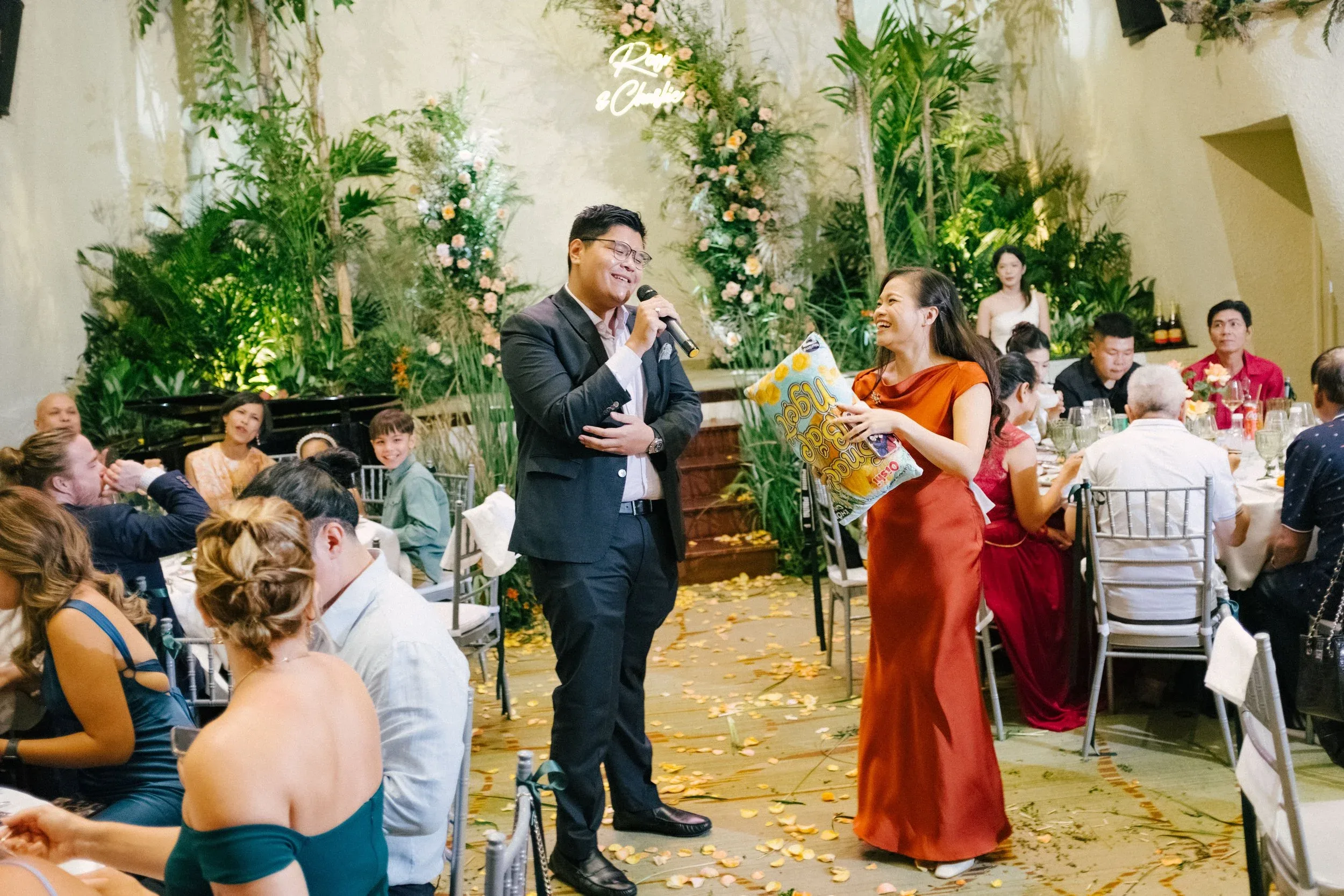 Razi & Charlie, Wedding Ceremony in Sài Gòn — Pham Si Luan Photography (127)