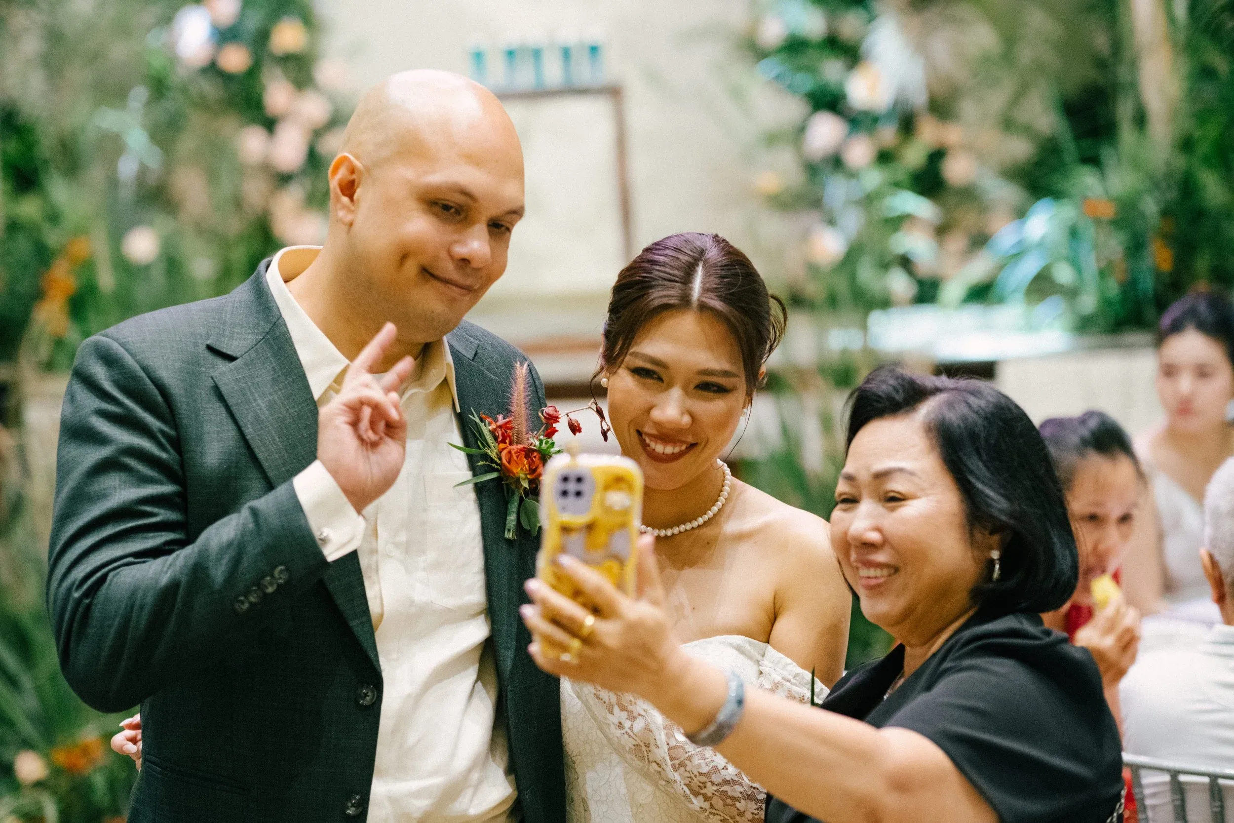 Razi & Charlie, Wedding Ceremony in Sài Gòn — Pham Si Luan Photography (145)