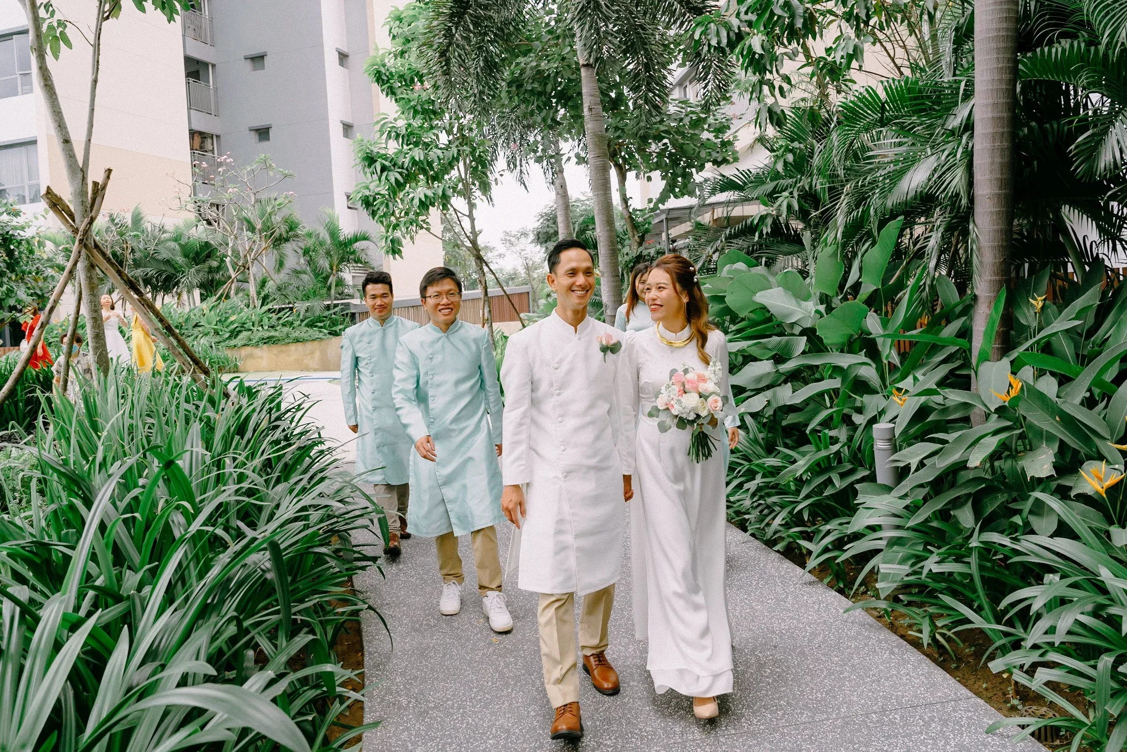 Tâm & Tiến, Wedding Day in Sài Gòn — Pham Si Luan Photography (32)