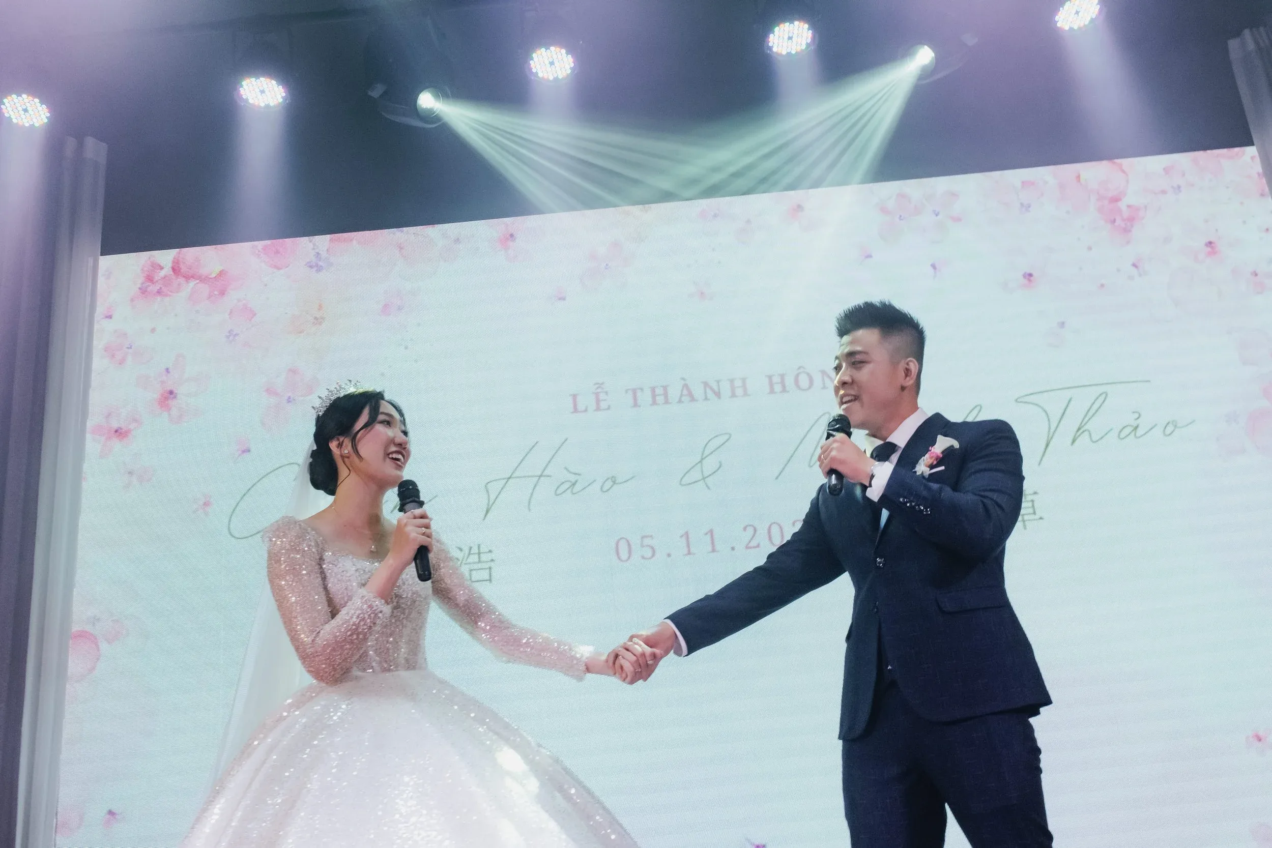 Thảo & Hào, Wedding Day in Sài Gòn — Pham Si Luan Photography (86)