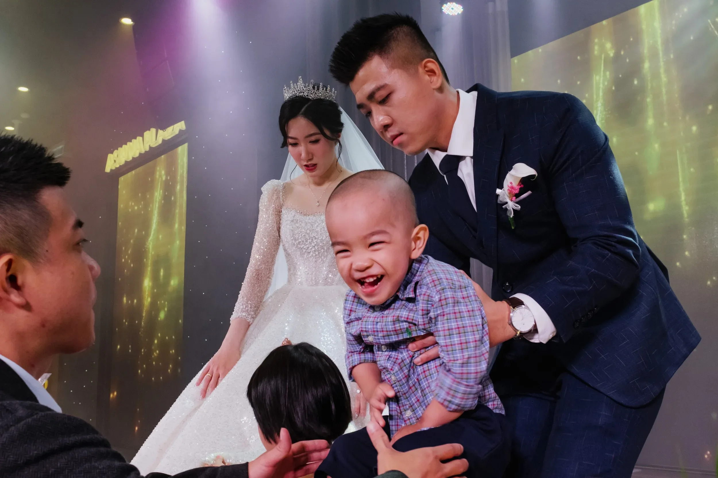 Thảo & Hào, Wedding Day in Sài Gòn — Pham Si Luan Photography (96)