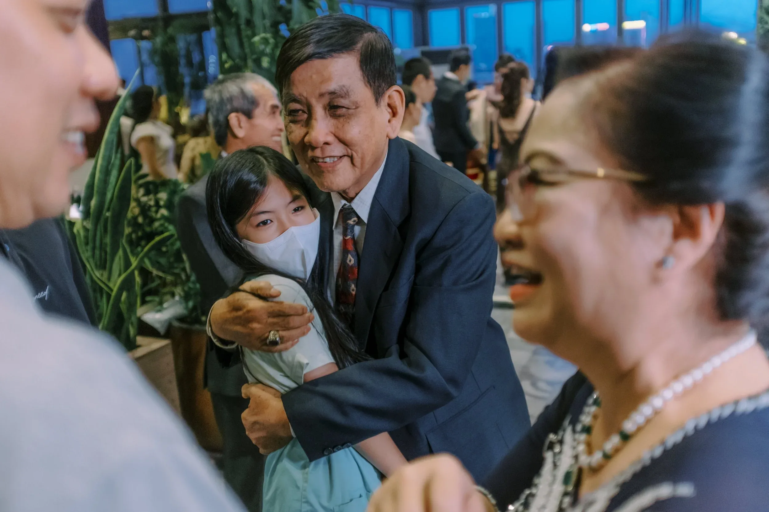 Thương & Bách, Wedding Day in Sài Gòn — Pham Si Luan Photography (41)