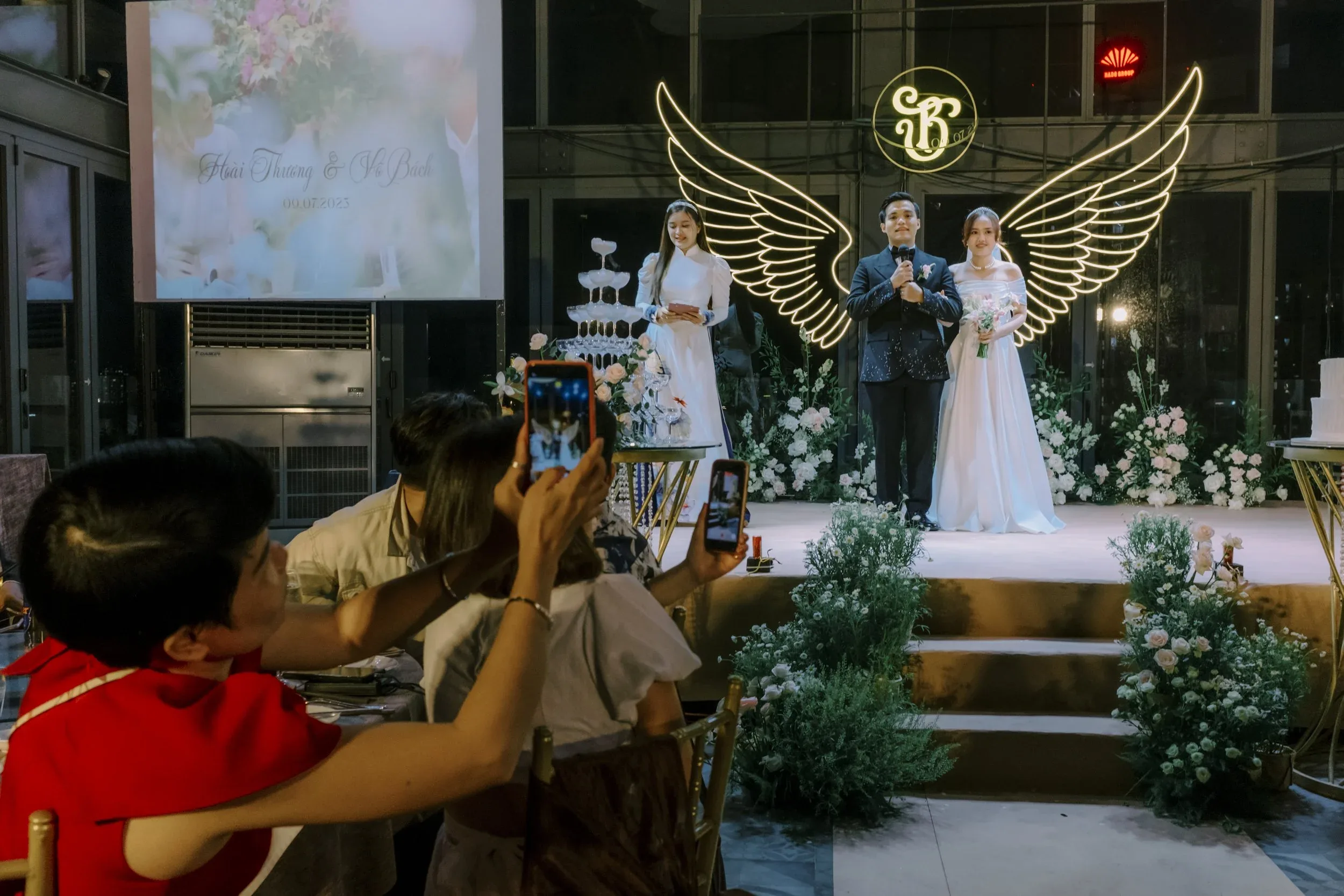 Thương & Bách, Wedding Day in Sài Gòn — Pham Si Luan Photography (46)