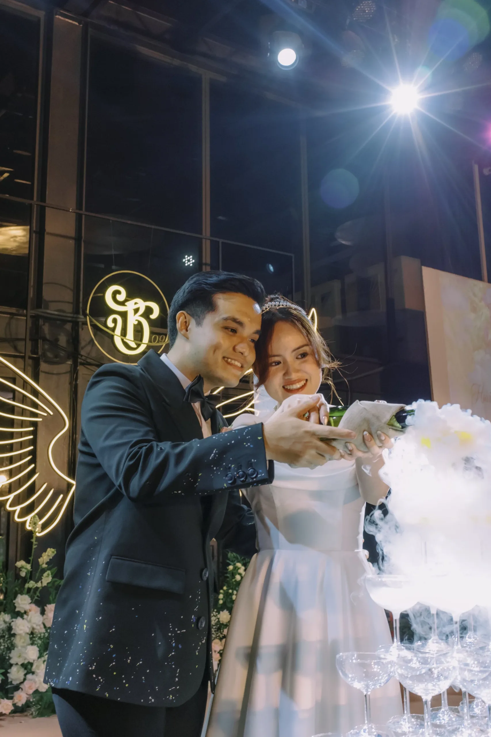 Thương & Bách, Wedding Day in Sài Gòn — Pham Si Luan Photography (48)
