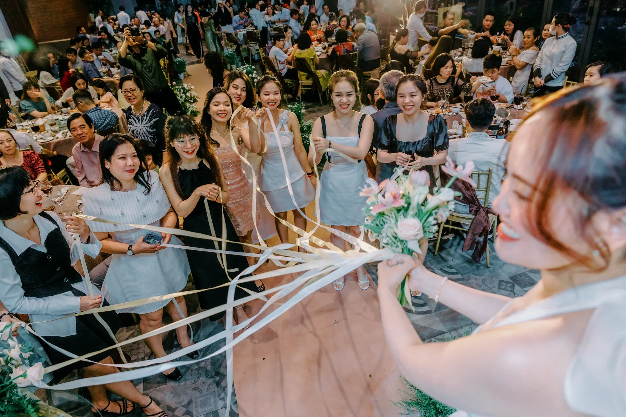 Thương & Bách, Wedding Day in Sài Gòn — Pham Si Luan Photography (69)