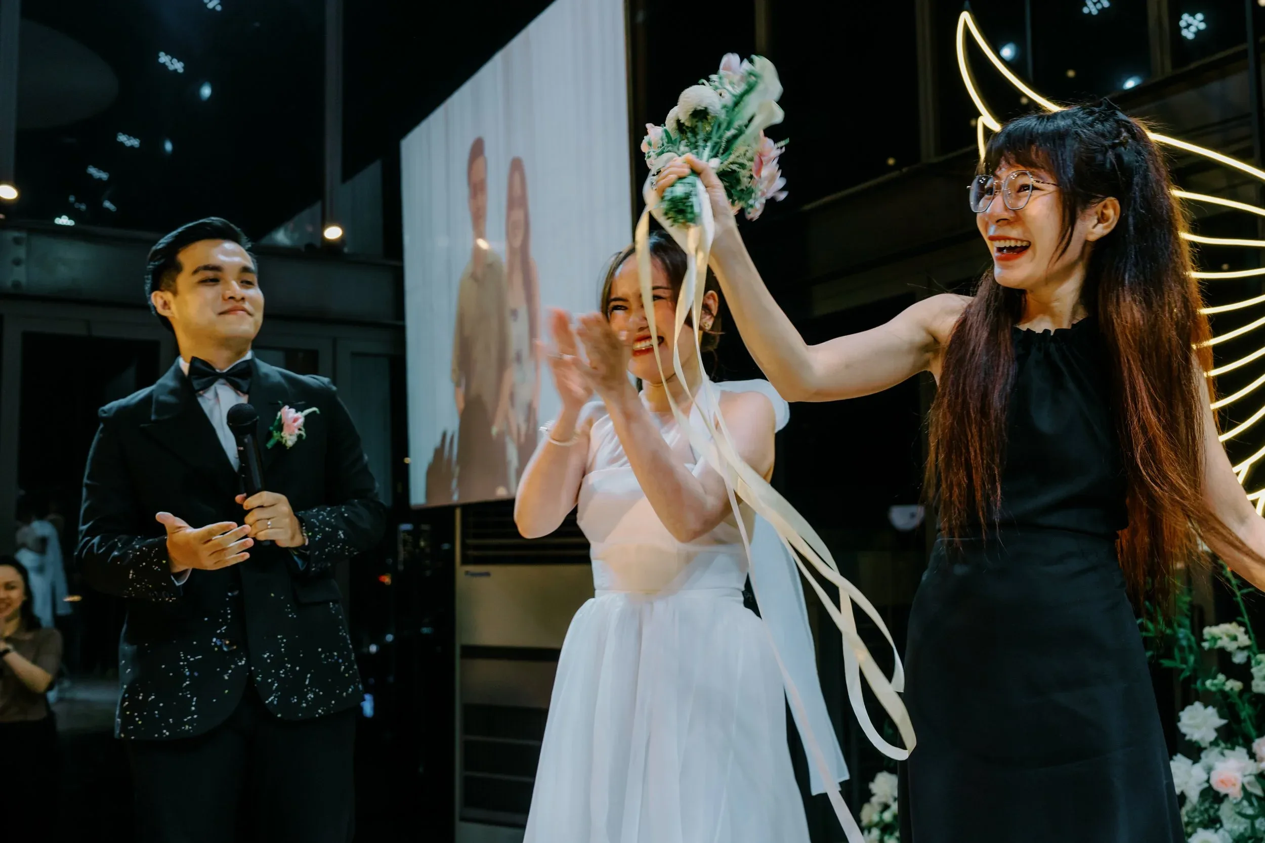Thương & Bách, Wedding Day in Sài Gòn — Pham Si Luan Photography (73)