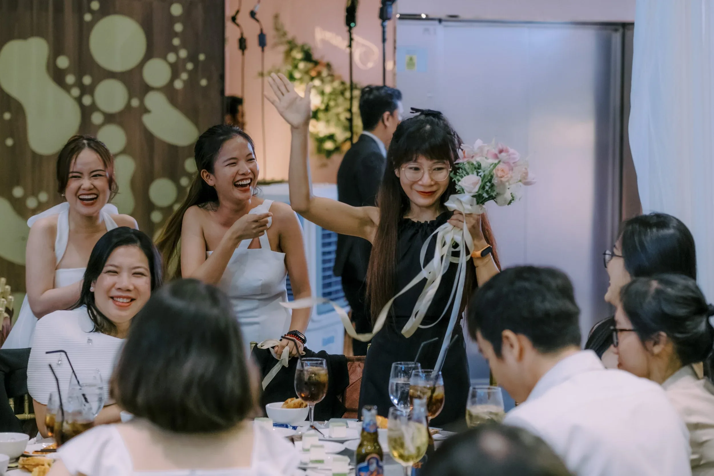 Thương & Bách, Wedding Day in Sài Gòn — Pham Si Luan Photography (74)