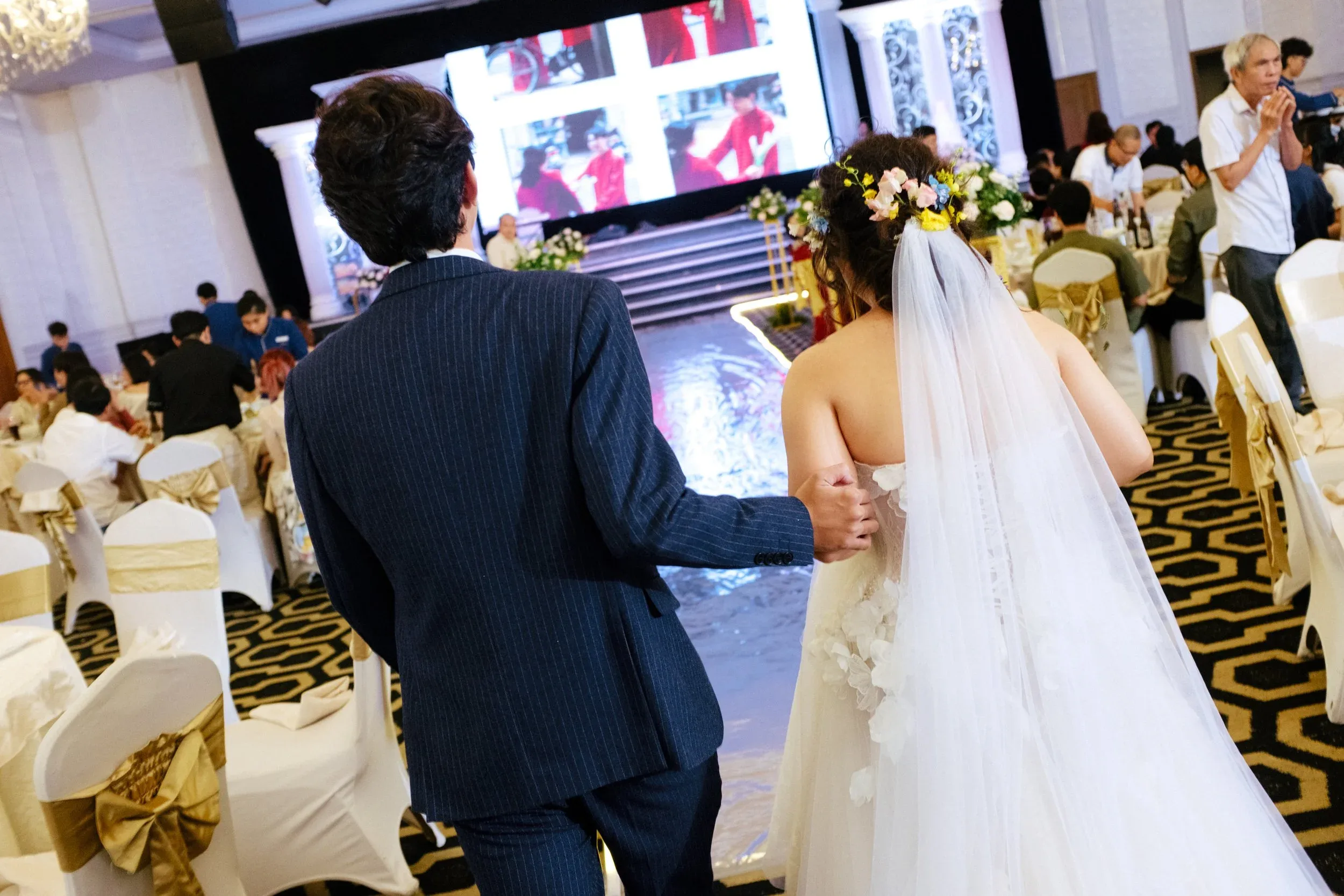 Huy & Huyên, Tiệc Báo Hỷ Sài Gòn — Pham Si Luan Photography (119)