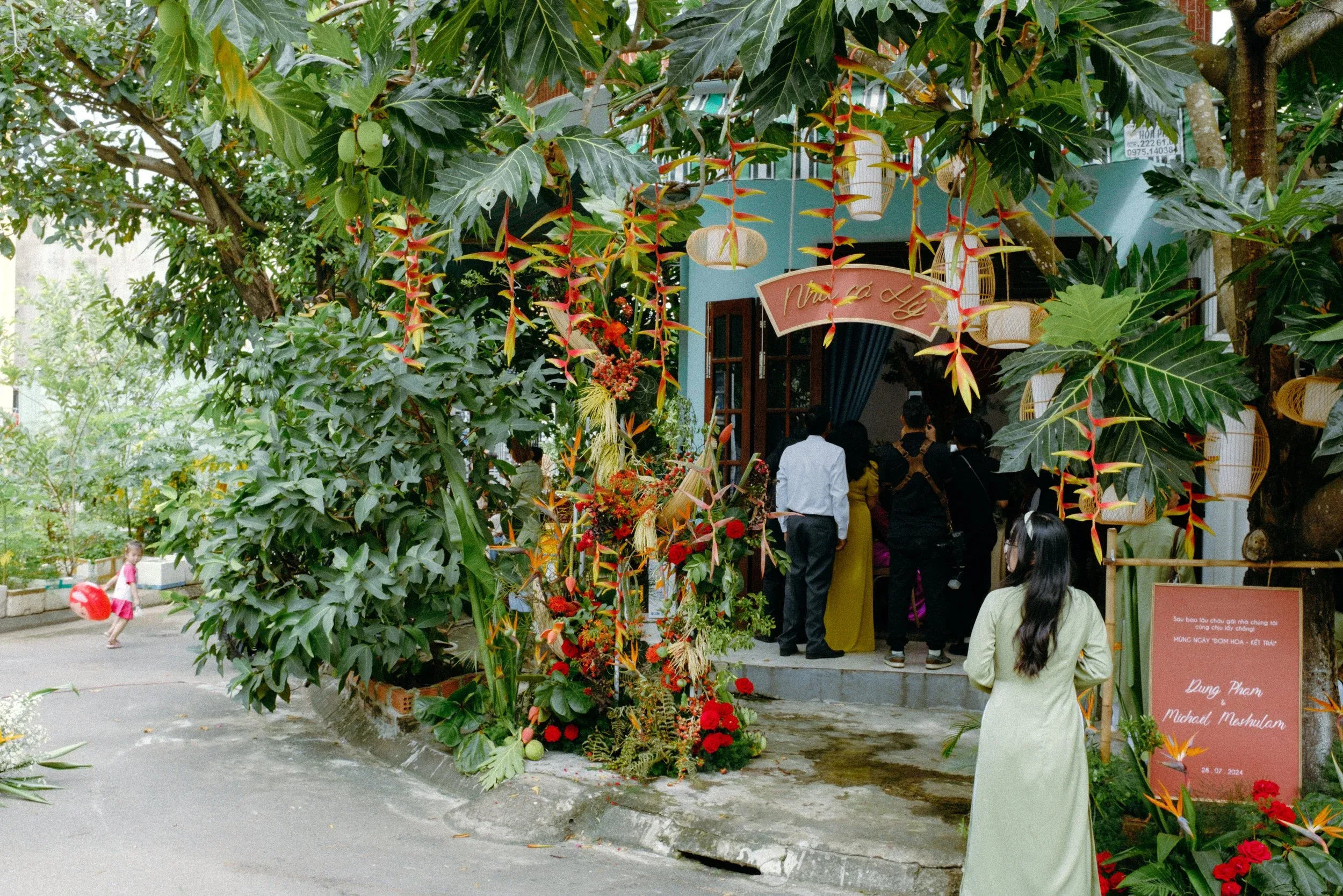 Trâm Chị Bi Nhi My Nguyên Mulan , Behind The Services - Planners For Dung & Micheal — Pham Si Luan Photography (65)