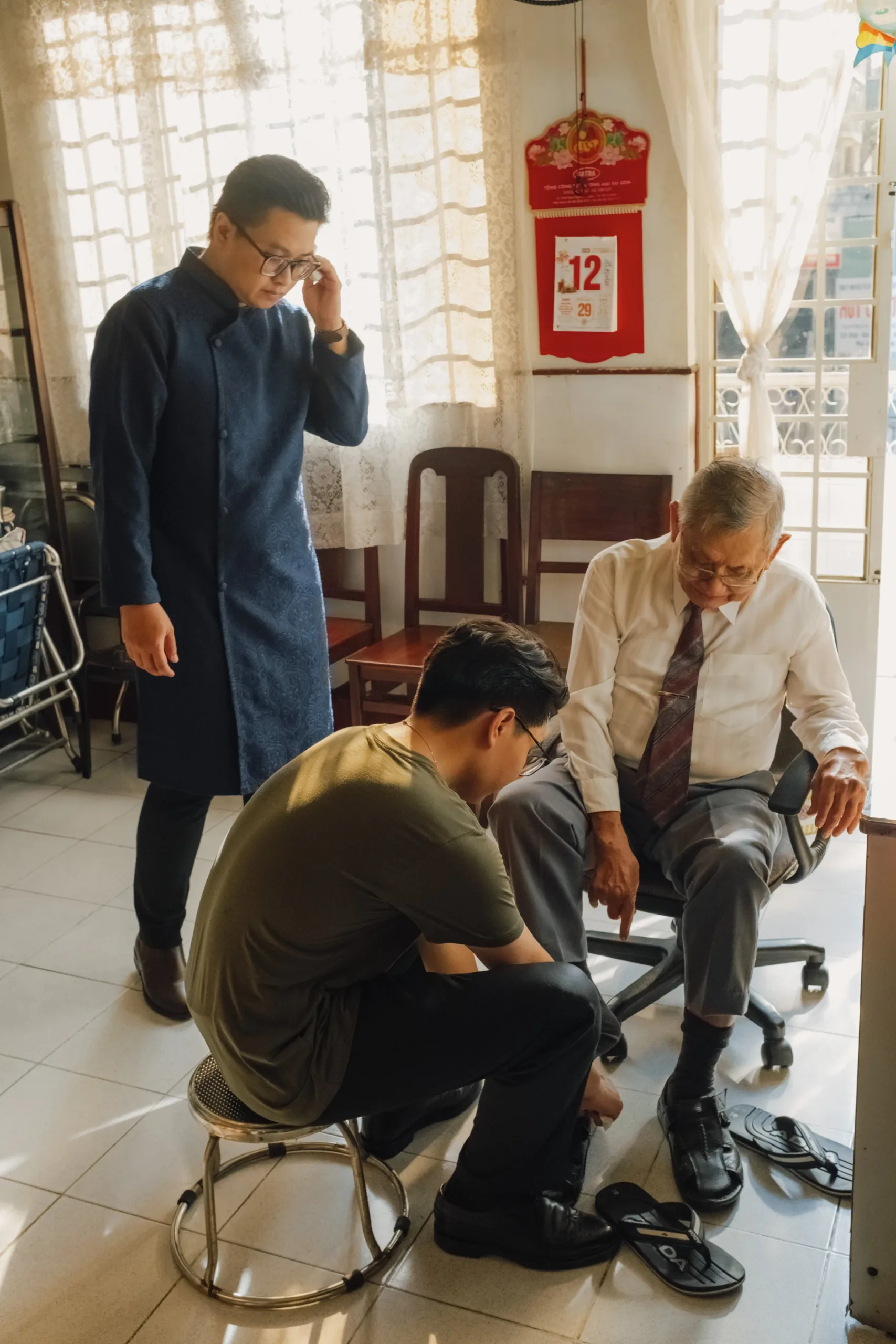 Vy & Phúc, Wedding Day in Sài Gòn — Pham Si Luan Photography (15)