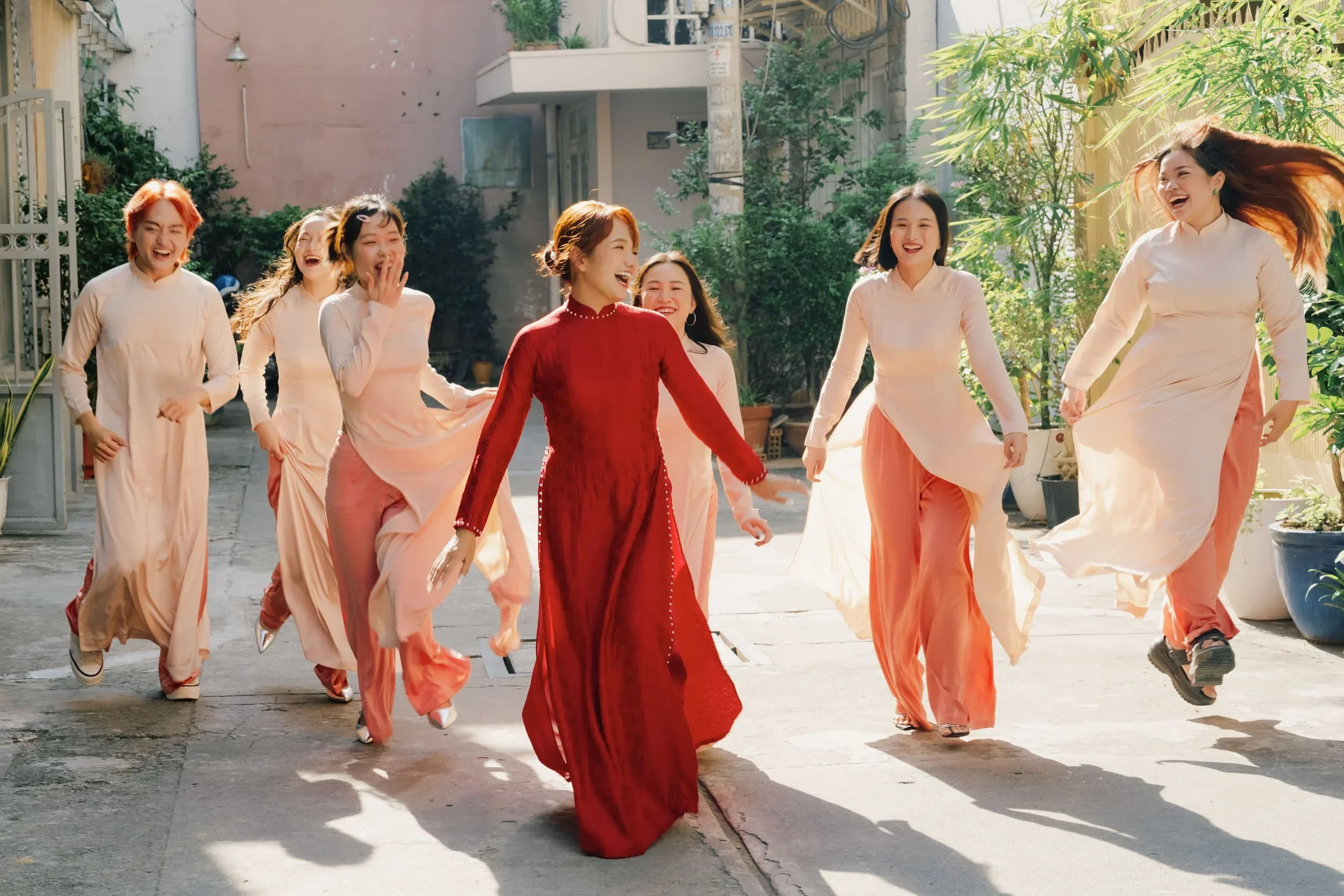 Vy & Phúc, Wedding Day in Sài Gòn — Pham Si Luan Photography (30)
