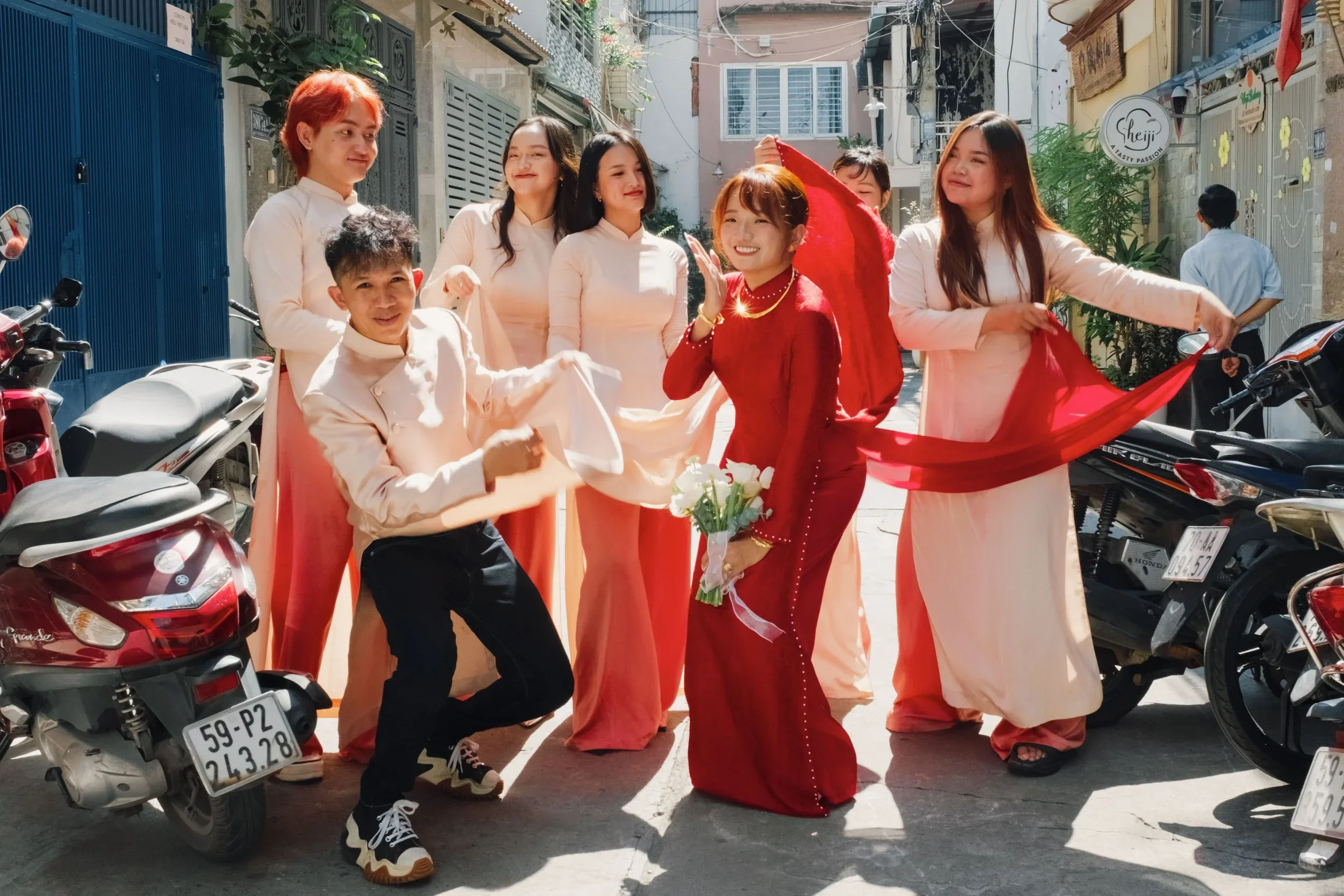 Vy & Phúc, Wedding Day in Sài Gòn — Pham Si Luan Photography (57)