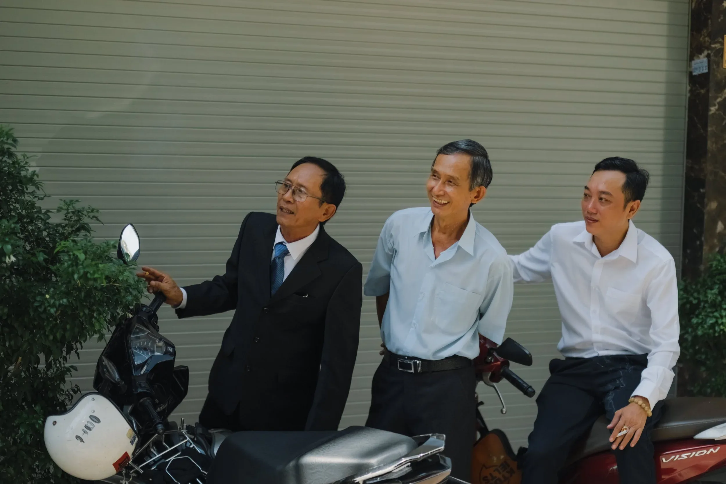 Vy & Phúc, Wedding Day in Sài Gòn — Pham Si Luan Photography (59)
