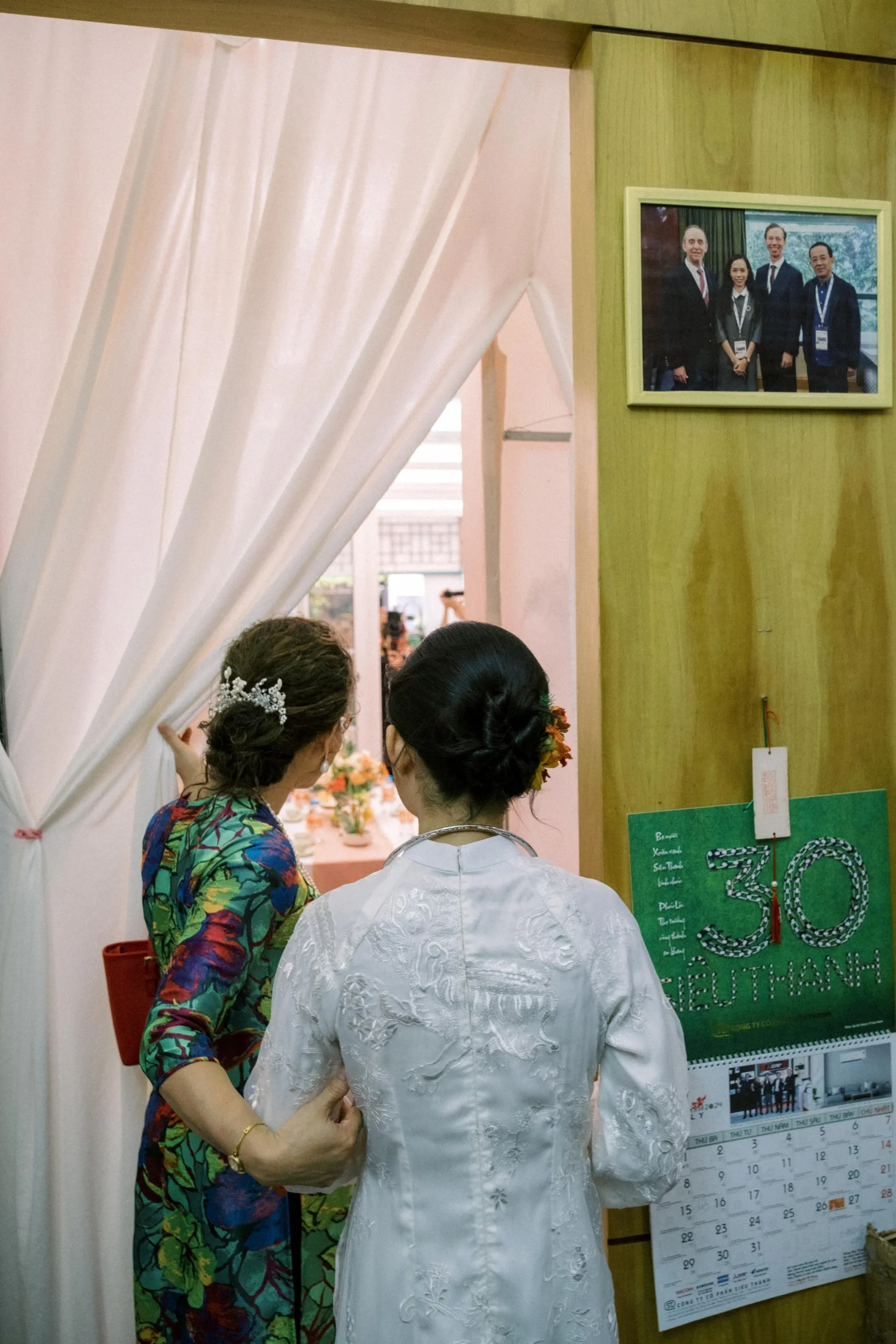 Thy & Tĩnh, Wedding Traditional Ceremony in Sài Gòn — Pham Si Luan Photography (37)