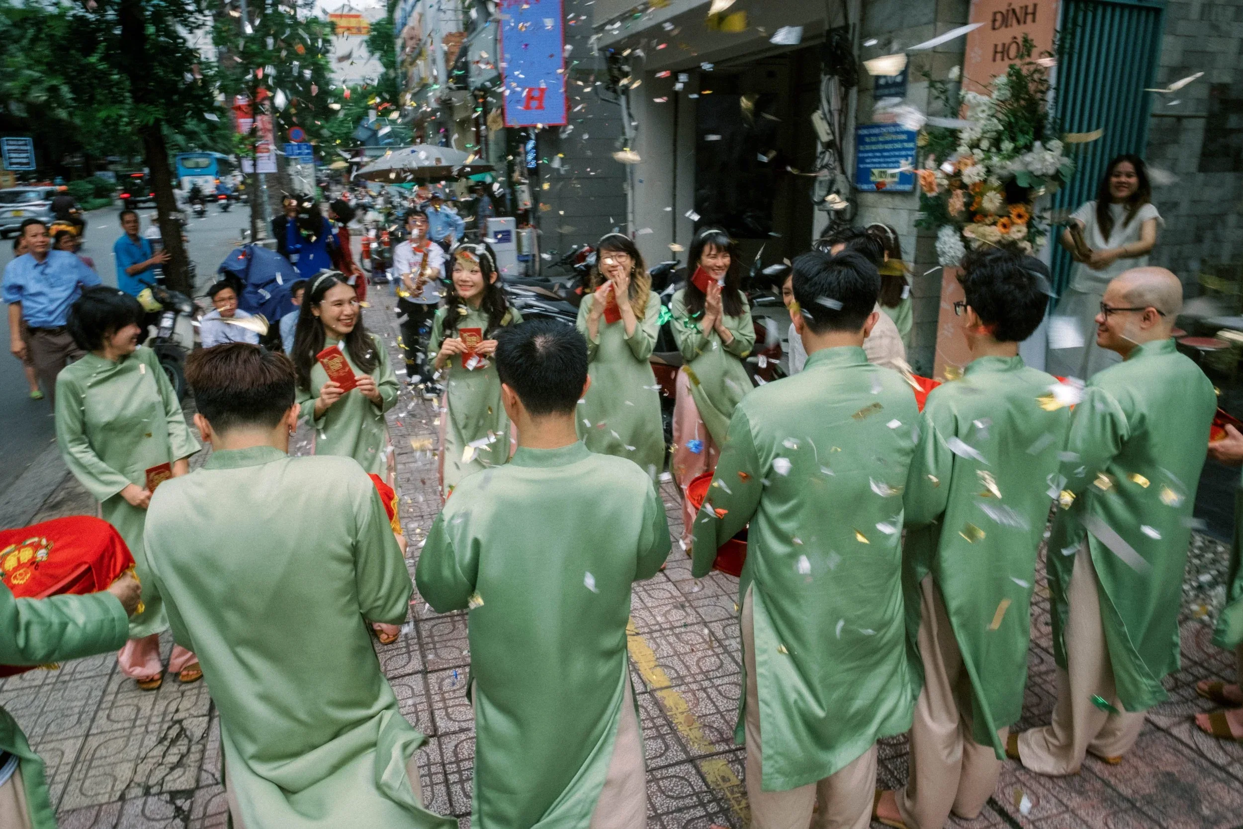 Thy & Tĩnh, Wedding Traditional Ceremony in Sài Gòn — Pham Si Luan Photography (66)