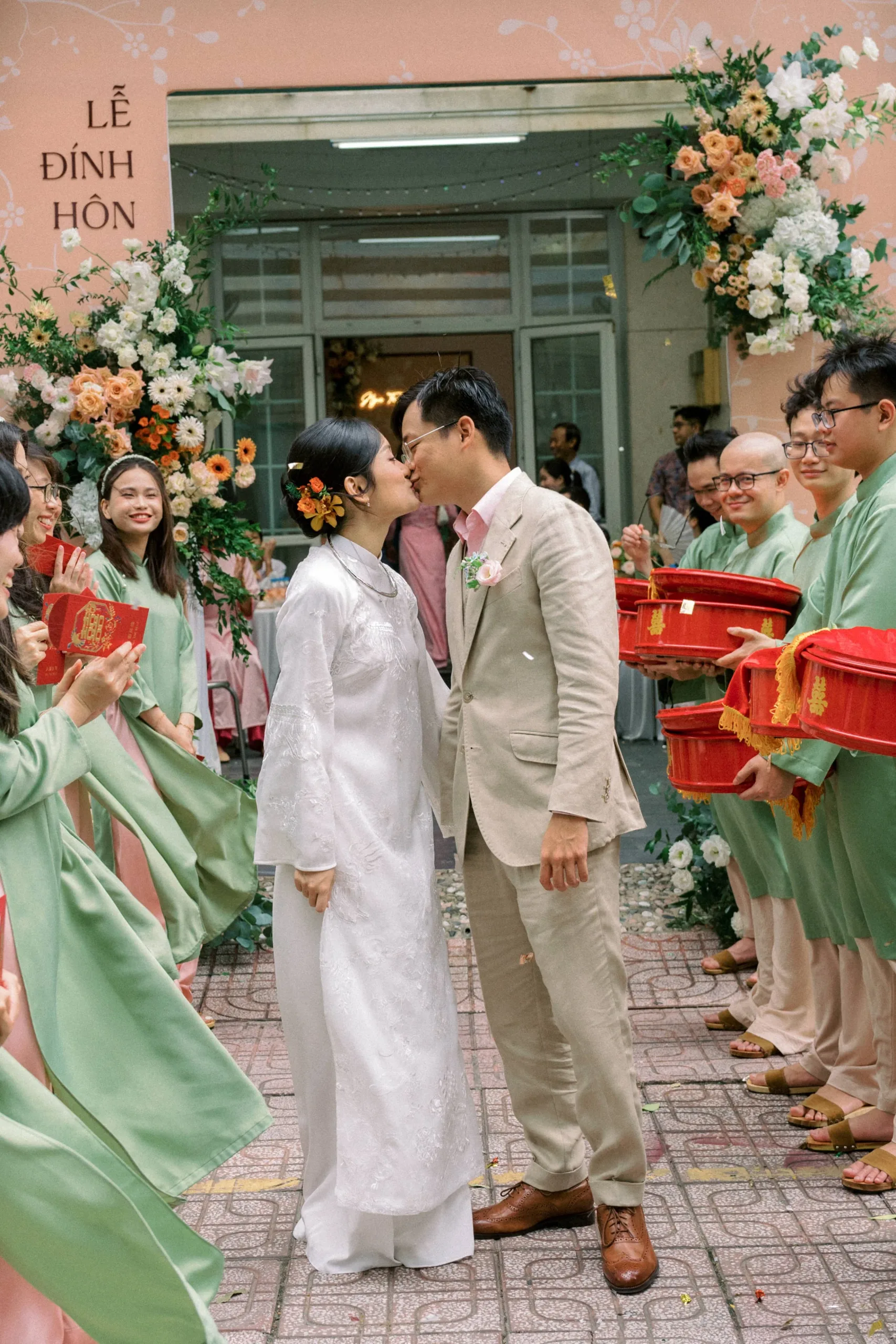 Thy & Tĩnh, Wedding Traditional Ceremony in Sài Gòn — Pham Si Luan Photography (68)
