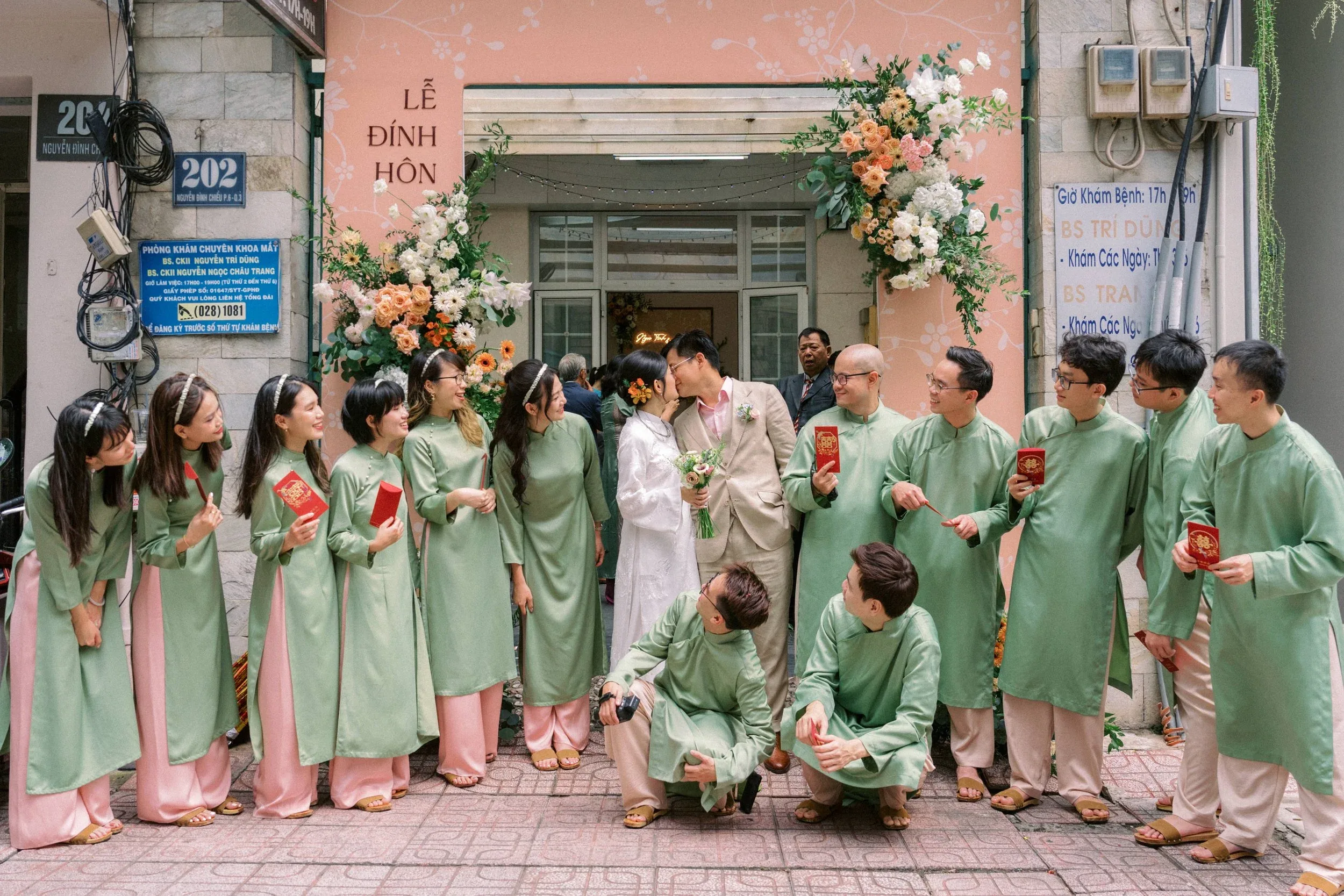 Thy & Tĩnh, Wedding Traditional Ceremony in Sài Gòn — Pham Si Luan Photography (70)