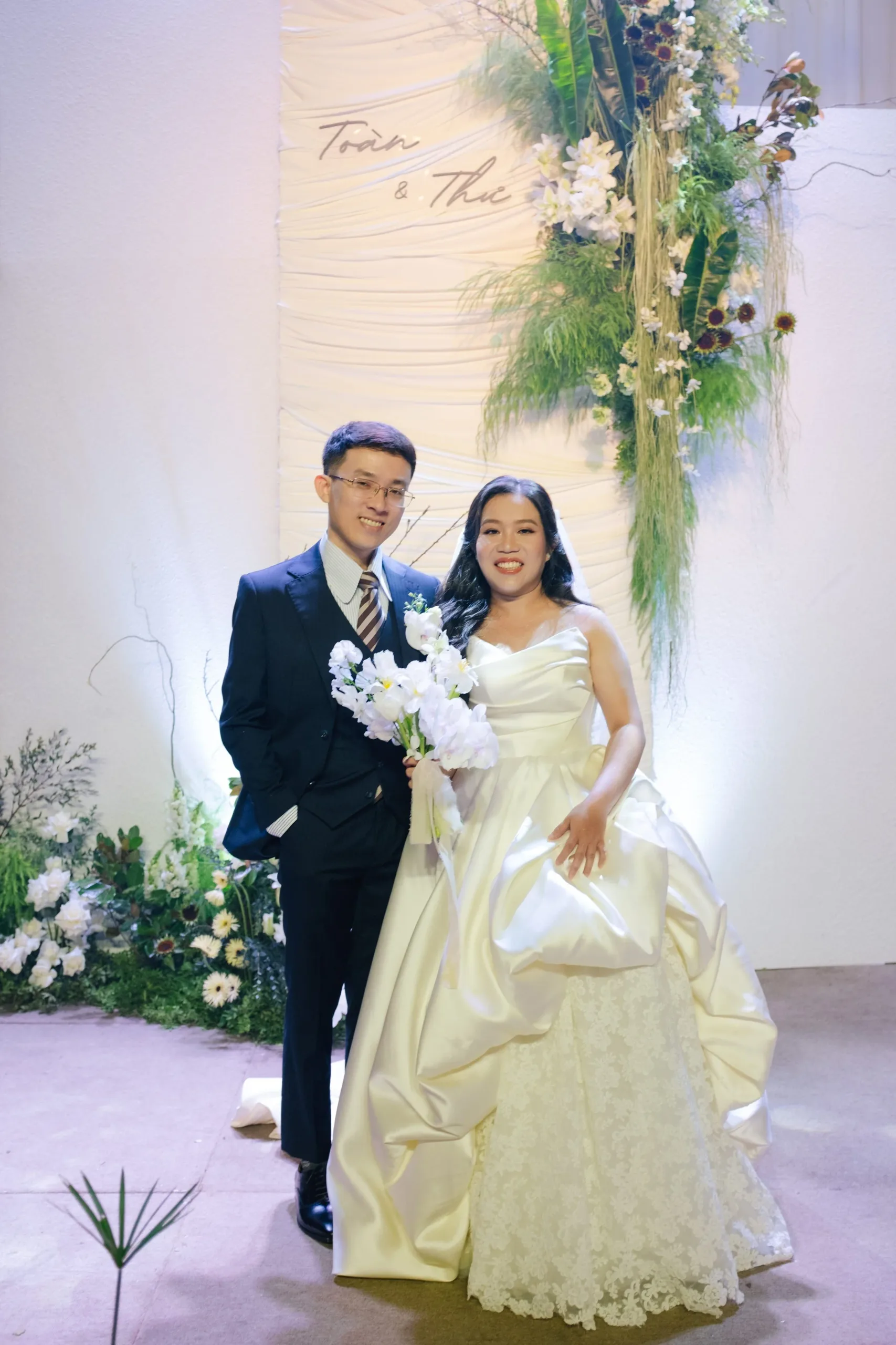 Thư & Toàn, Wedding Reception at White Palace — Pham Si Luan Photography (8)
