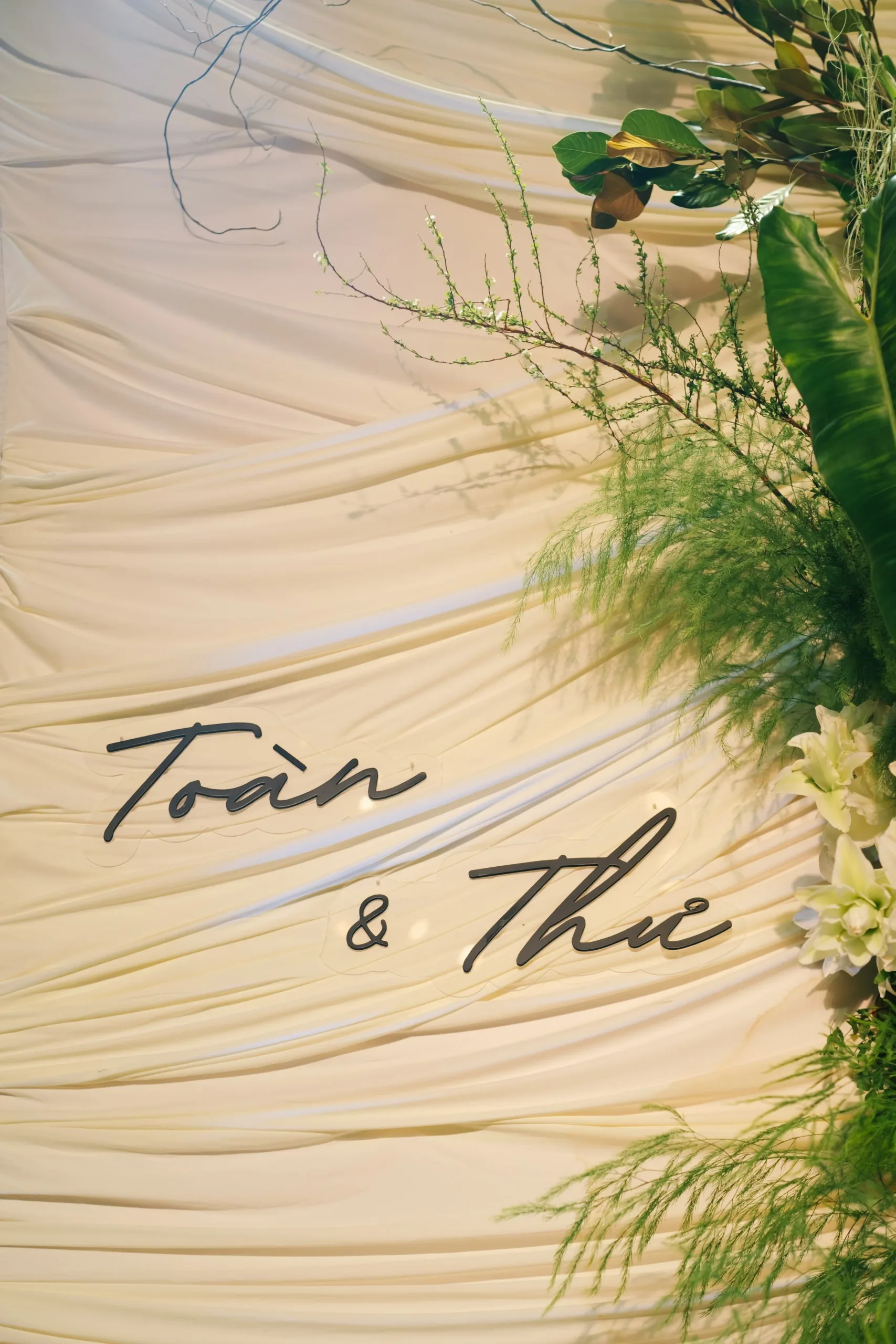Thư & Toàn, Wedding Reception at White Palace — Pham Si Luan Photography (28)