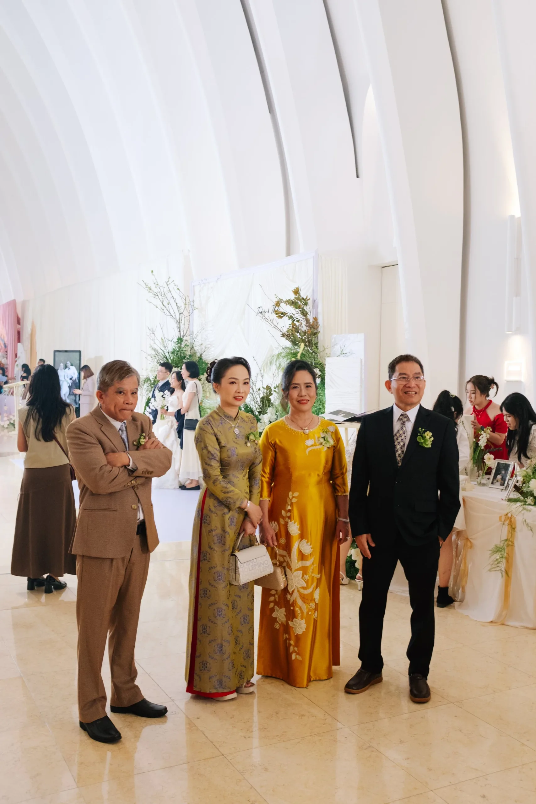 Thư & Toàn, Wedding Reception at White Palace — Pham Si Luan Photography (53)