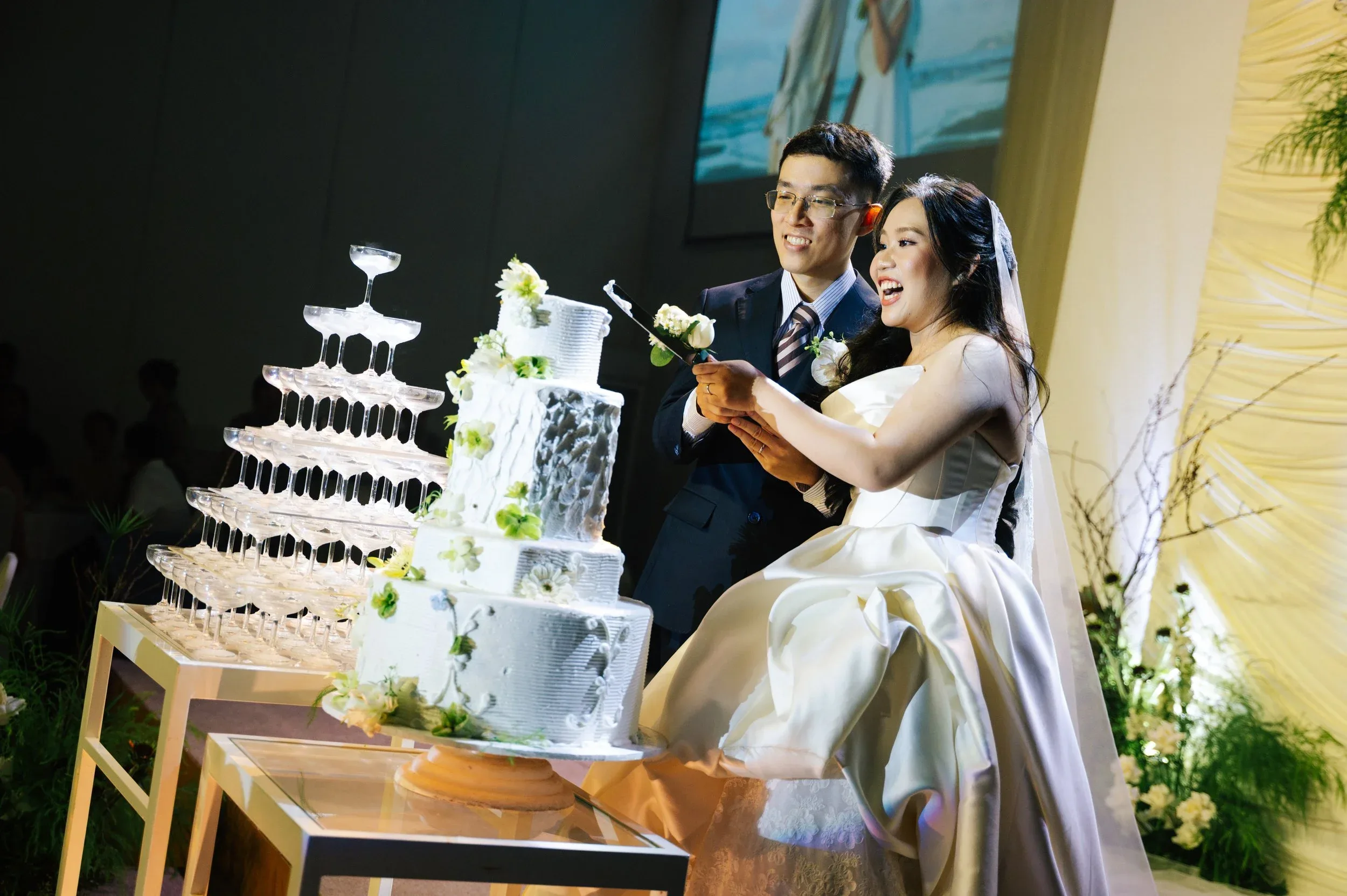 Thư & Toàn, Wedding Reception at White Palace — Pham Si Luan Photography (67)