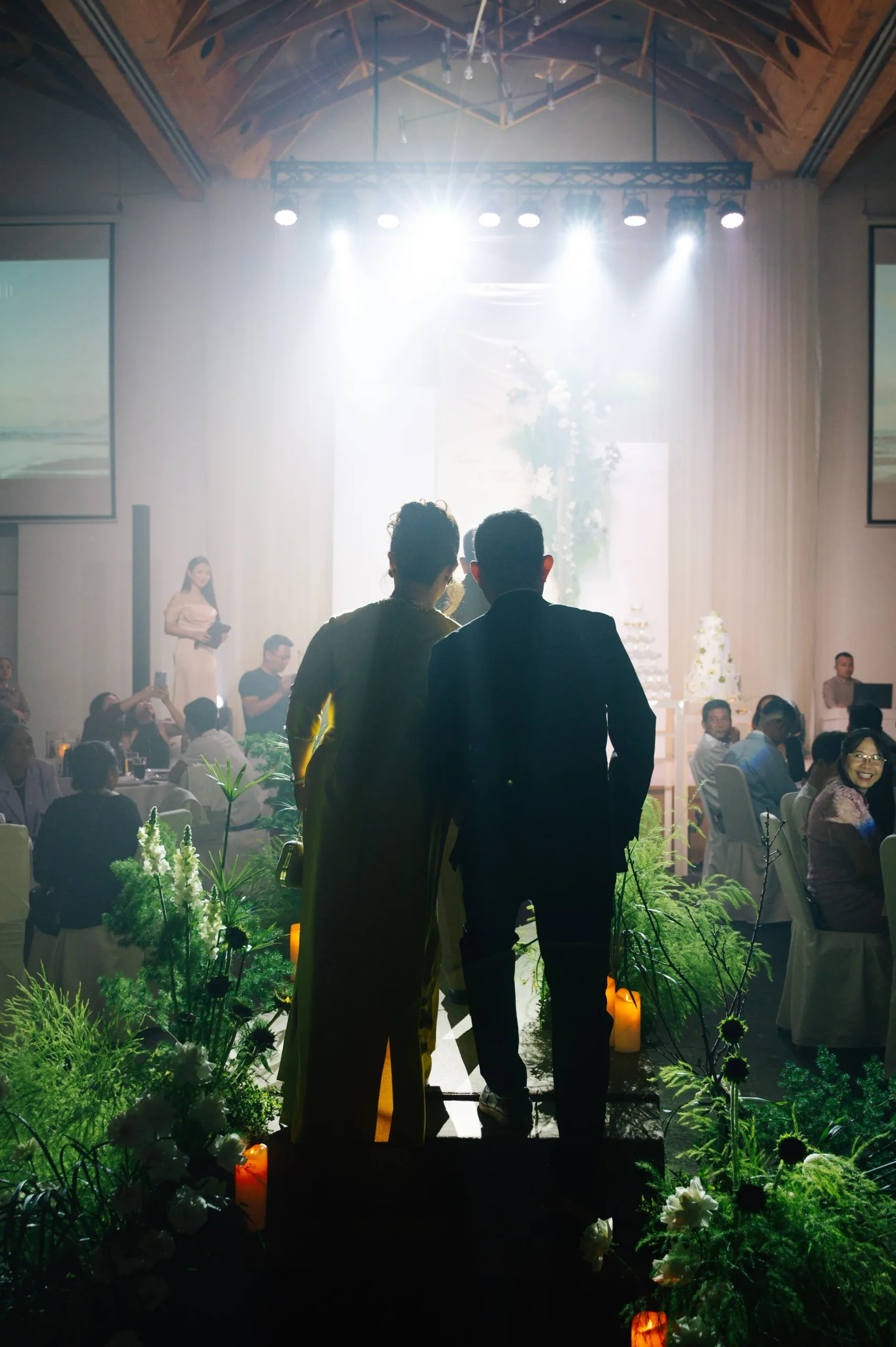 Thư & Toàn, Wedding Reception at White Palace — Pham Si Luan Photography (71)